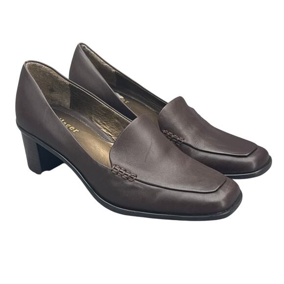 liz Claiborne Villager Jean Brown Slip On Professional Loafer Women 7 - Picture 1 of 8